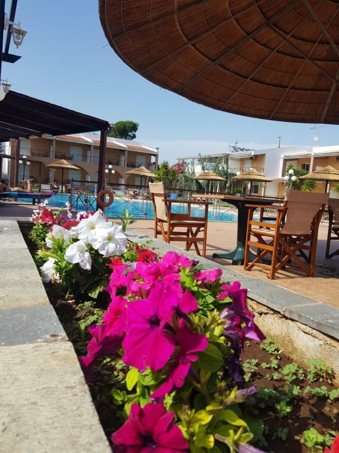 Hotel Kalamitsi Apartments Preveza Exterior photo